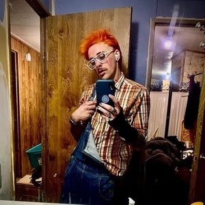 Meet your Posher, Jonathan